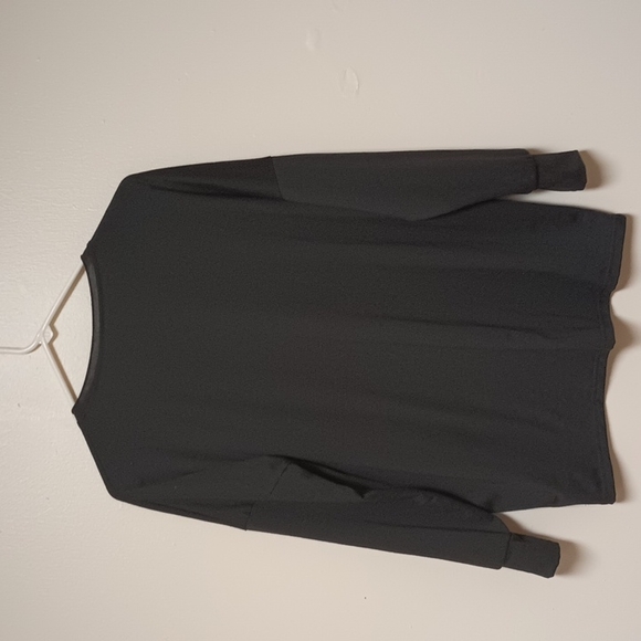 COPY - Uncategorized  black oversized long sleeved tee. size Medium. Never worn. - Picture 4 of 4
